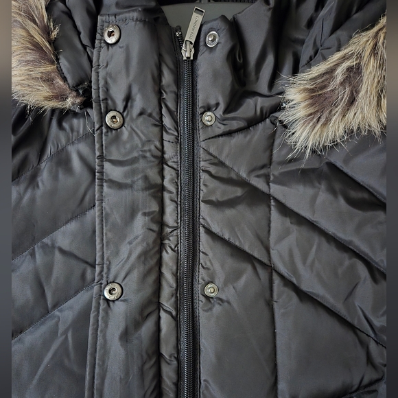 London Fog Puffer Coat with Faux Fur Trim - Picture 5 of 14